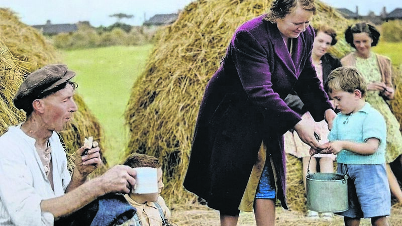 Is there a railway link under Cork barracks?