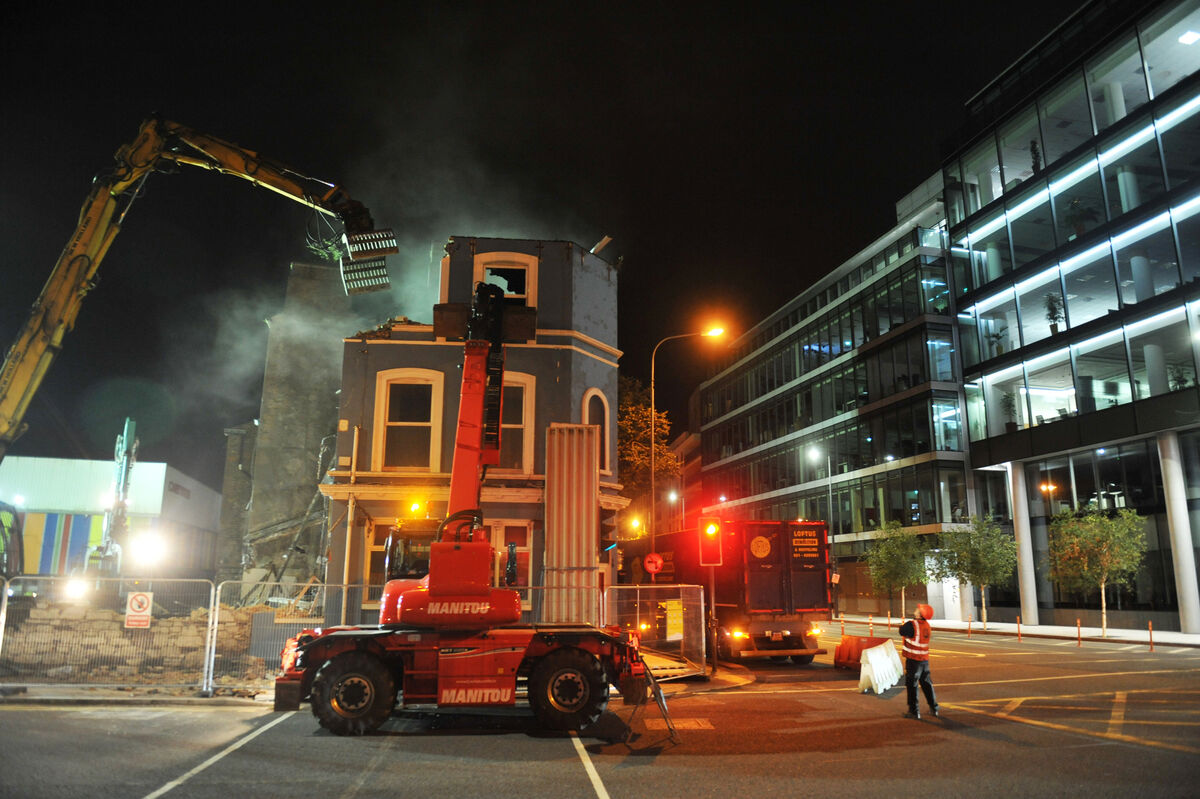 The demolition of The Sextant Bar, Cork. Pic; Larry Cummins The demolition of The Sextant Bar, Cork. Pic; Larry Cummins