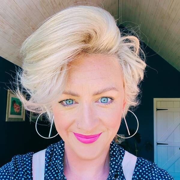 ECHO FEATURES WOW Reset series Jennifer Davy, life coach for women