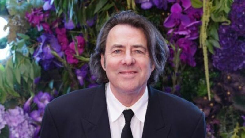 Jonathan Ross to host Oscars companion show on ITV with celebrity guests Jonathan Ross to host Oscars companion show on ITV with celebrity guests