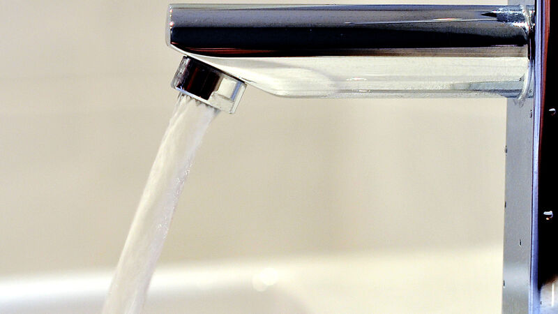 Crews working to restore water supply to hundreds of homes in North Cork following burst watermain Crews working to restore water supply to hundreds of homes in North Cork following burst watermain