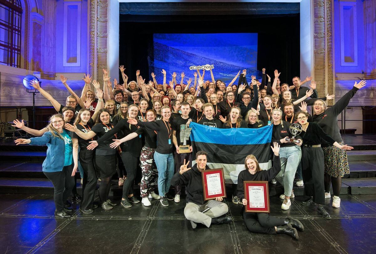 Estonian choirs Mixed Choir HUIK! and The Academic Women’s Choir of the University of Tartu came first and second respectively in the Fleischmann International Trophy Competition at the Cork International Choral Festival 2023.