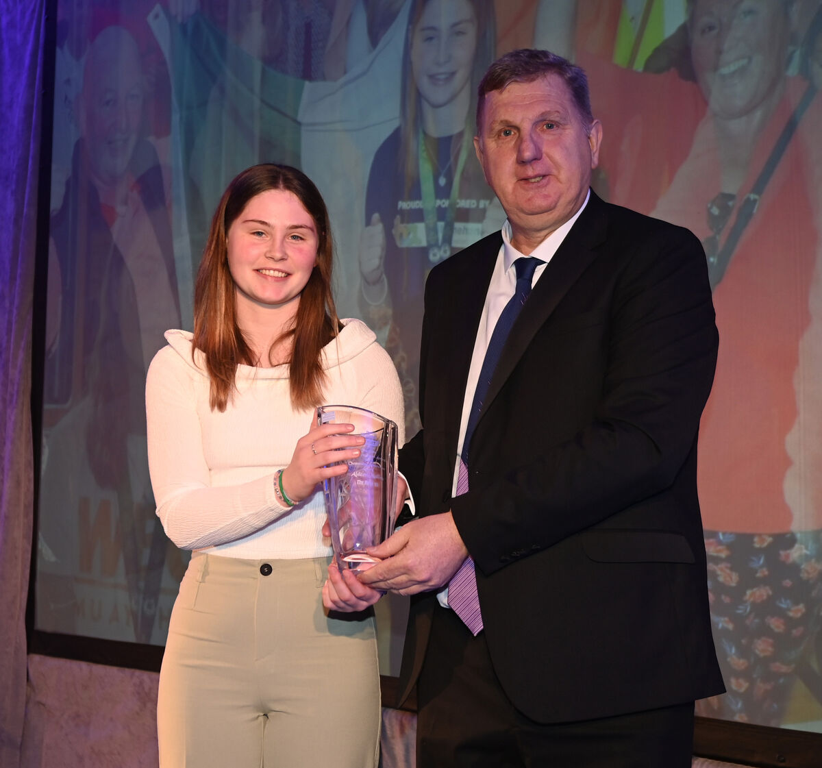 John McHale, sports editor The Echo, presents Aideen Mullins, with the Outstanding Achievement award. Picture: Eddie O'Hare