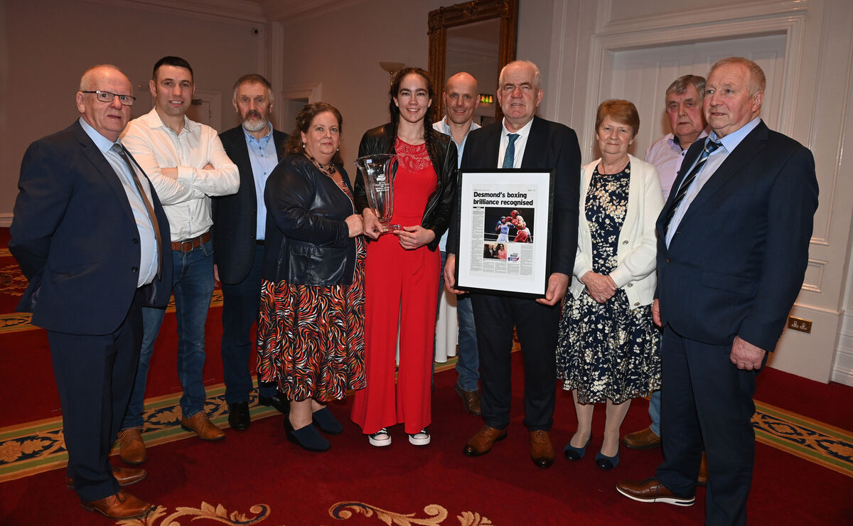 Linda Desmond sportswomen of the year with family friends and coaches at The Echo Women In Sport awards at the Metropole Hotel. Linda Desmond sportswomen of the year with family friends and coaches at The Echo Women In Sport awards at the Metropole Hotel.