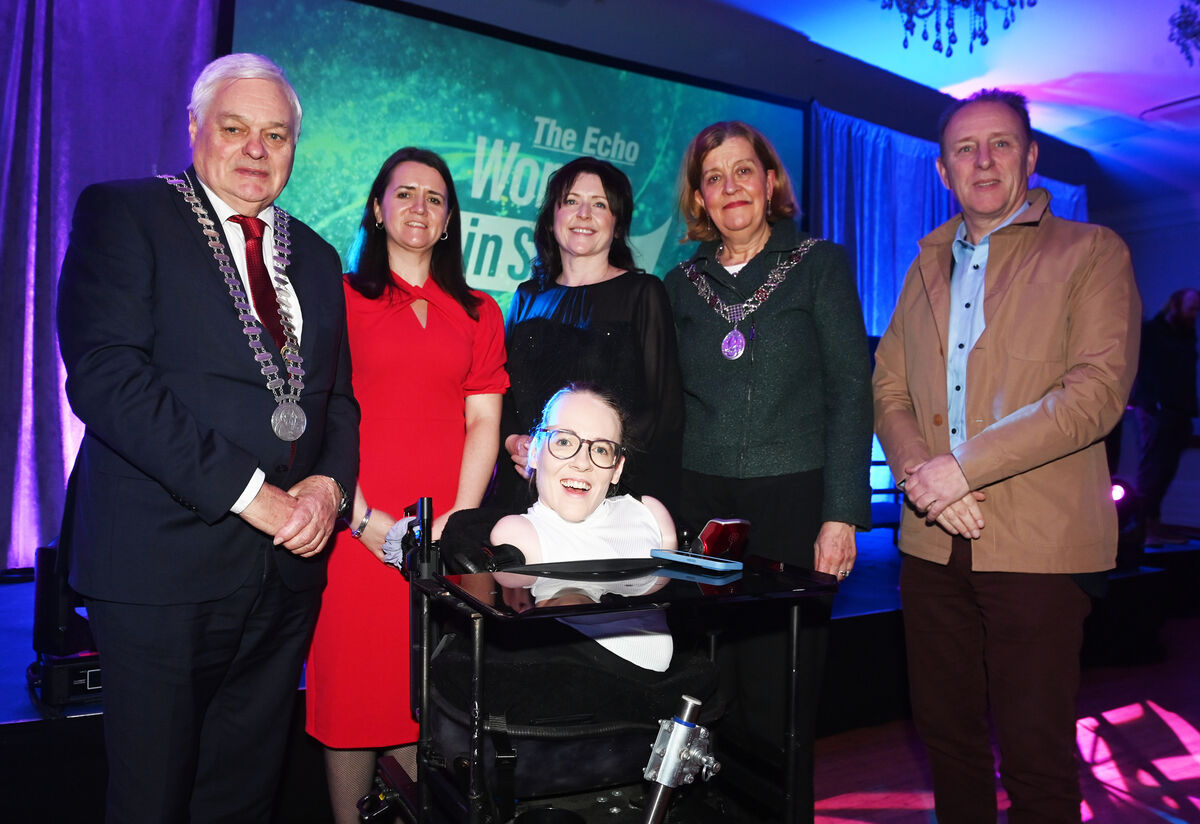 Joanne O'Riordan, guest speaker, Cllr Frank O'Flynn,Mayor of County Cork; Karen O'Donoghue, managing director Irish Examiner/The Echo, Grainne McGuinness, editor The Echo, Cllr Collete Finn, deputising for the Lord Mayor of Cork and Eoghan Dinan, deputy editor The Echo at The Echo Women In Sport awards at the Metropole Hotel. Joanne O'Riordan, guest speaker, Cllr Frank O'Flynn,Mayor of County Cork; Karen O'Donoghue, managing director Irish Examiner/The Echo, Grainne McGuinness, editor The Echo, Cllr Collete Finn, deputising for the Lord Mayor of Cork and Eoghan Dinan, deputy editor The Echo at The Echo Women In Sport awards at the Metropole Hotel.