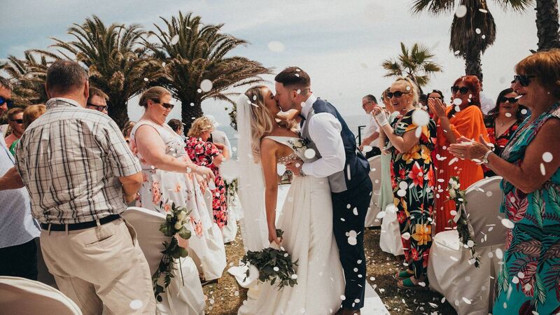 Wedding of the Week: Cork couple marry on Portuguese clifftop Wedding of the Week: Cork couple marry on Portuguese clifftop