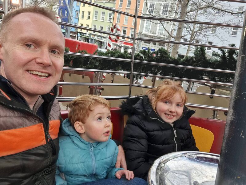 Liam Quaide with his two children, Bláithín and Rossa.