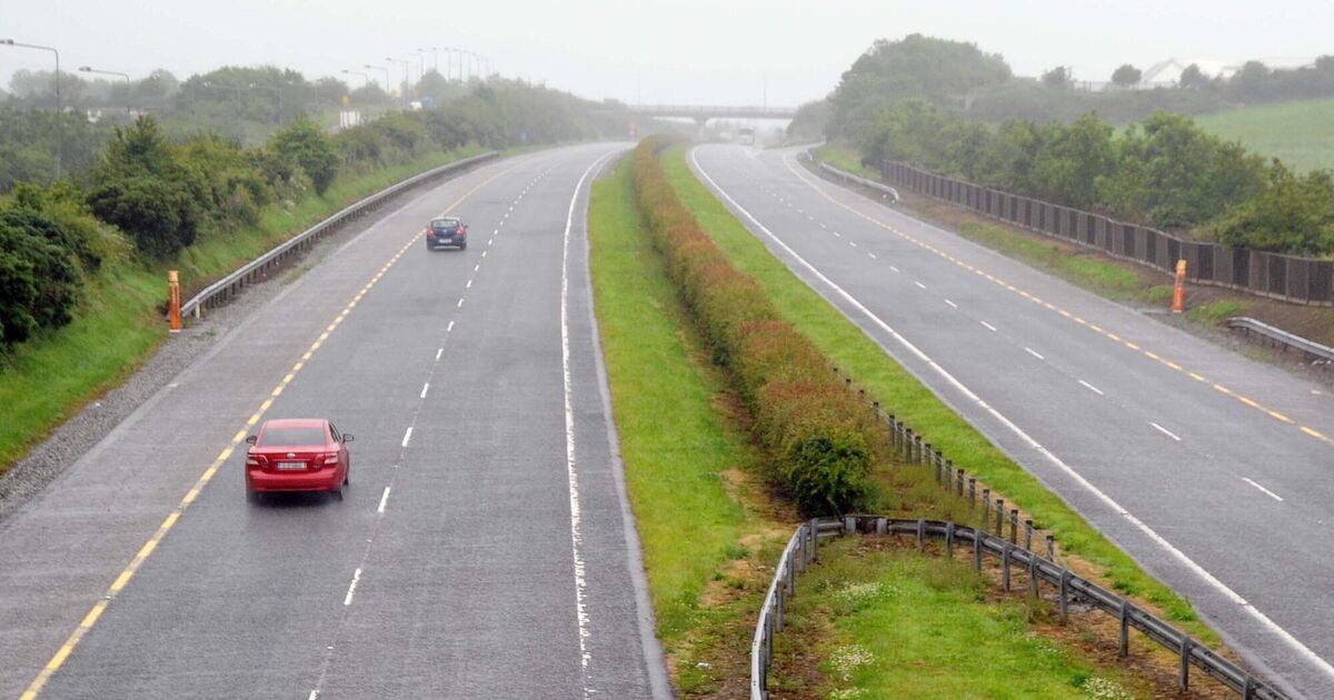 Emergency services in Cork attending 'serious' incident on M8 - Vimarsana News