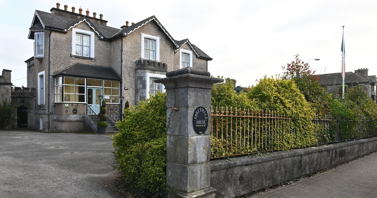 Fermoy's Abbeyville House will now provide temporary shelter for families and children - Vimarsana News
