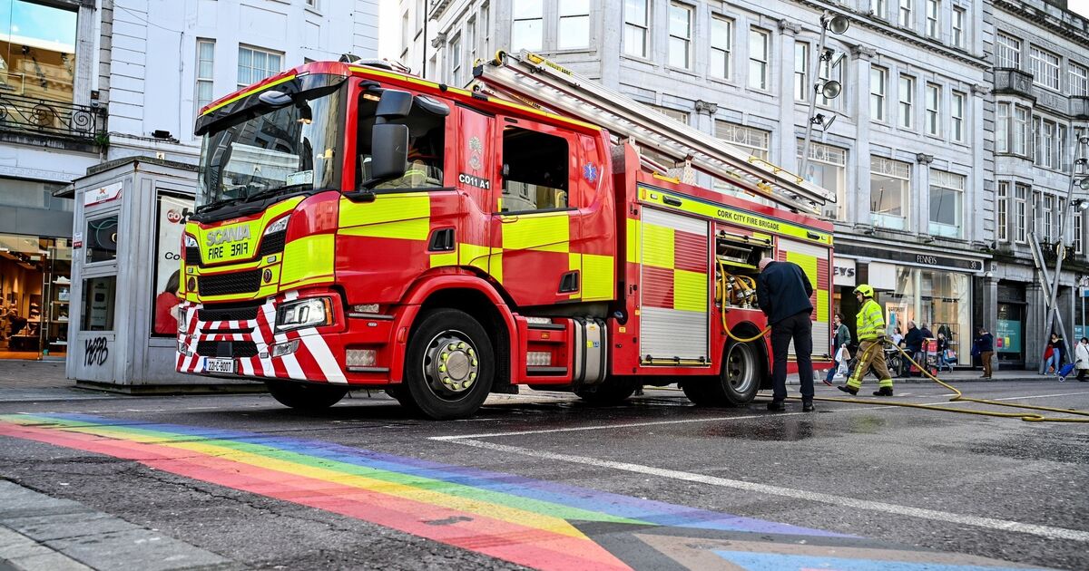 LATEST: Two men taken to hospital following collision on Cork's Patrick Street - Vimarsana News