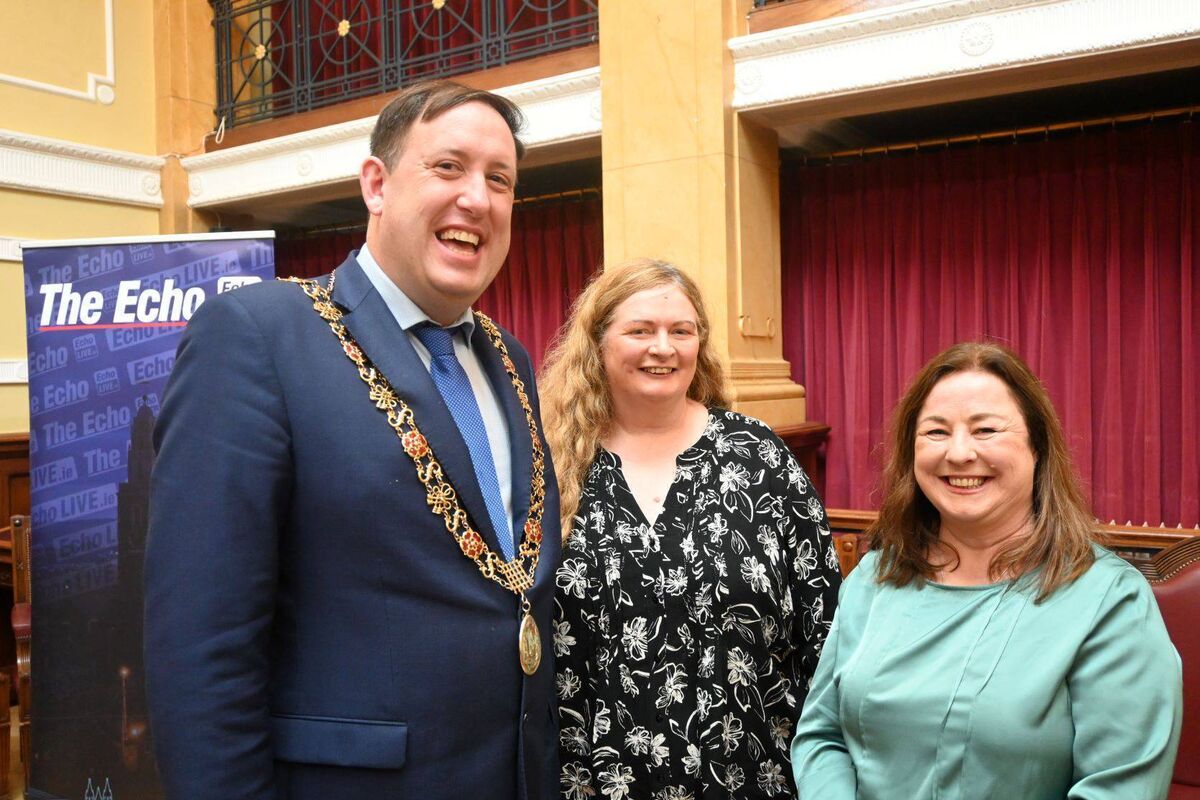 L-R Lord Mayor, Cllr. Kieran McCarthy, Rosella Sheehan and Deirdre Hunt (Mayfield Arts). Picture: Cork City Council. 