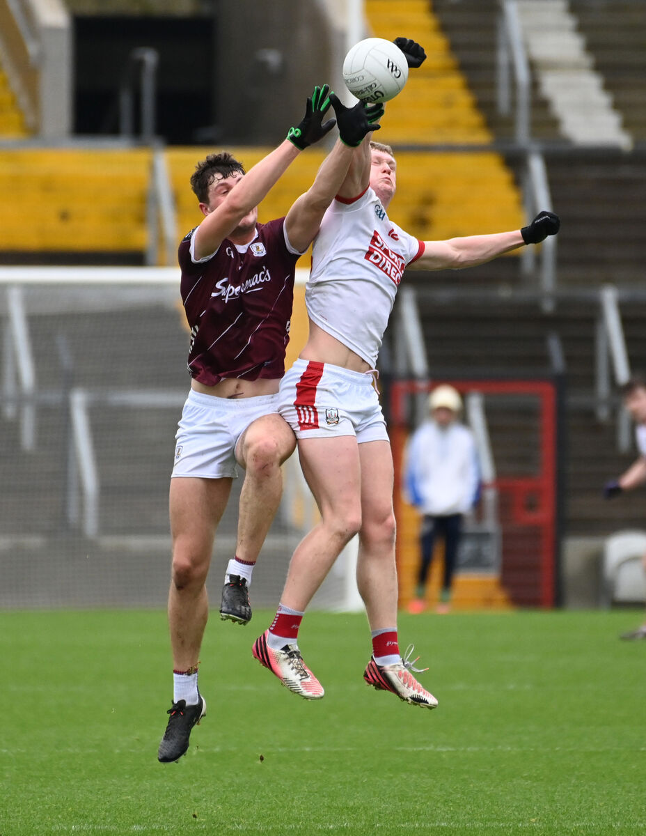 Cork's Rory O'Shaughnessy goes high with Galway's Sean Hansberry. Picture: Eddie O'Hare Cork's Rory O'Shaughnessy goes high with Galway's Sean Hansberry. Picture: Eddie O'Hare