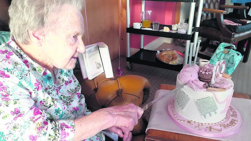 Cork woman, aged 100: ‘I wore lipstick once, on my wedding day’ Cork woman, aged 100: ‘I wore lipstick once, on my wedding day’