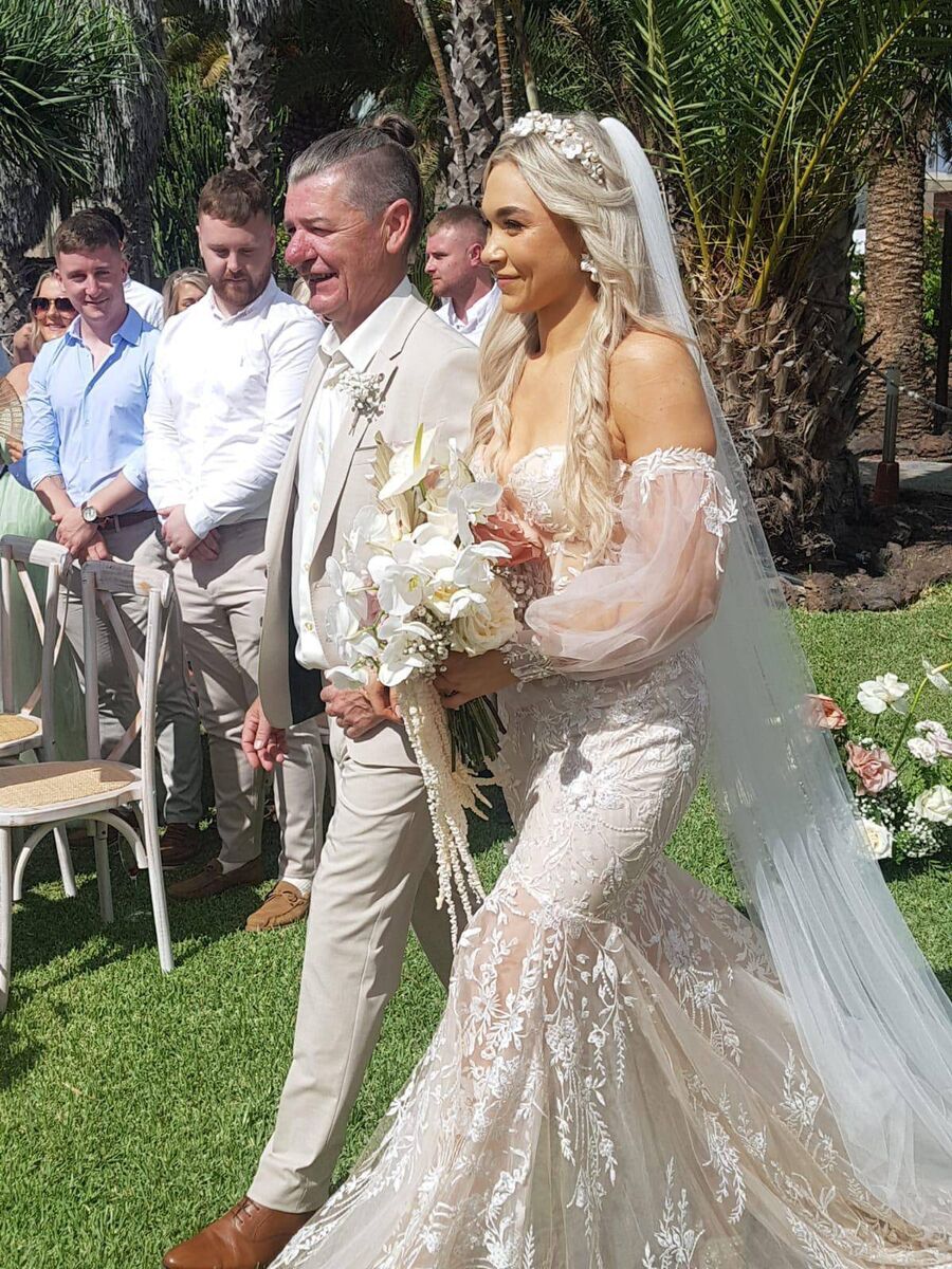 Ciara Hegarty with her dad Declan.  Pictures: @juanlicandroweddings 