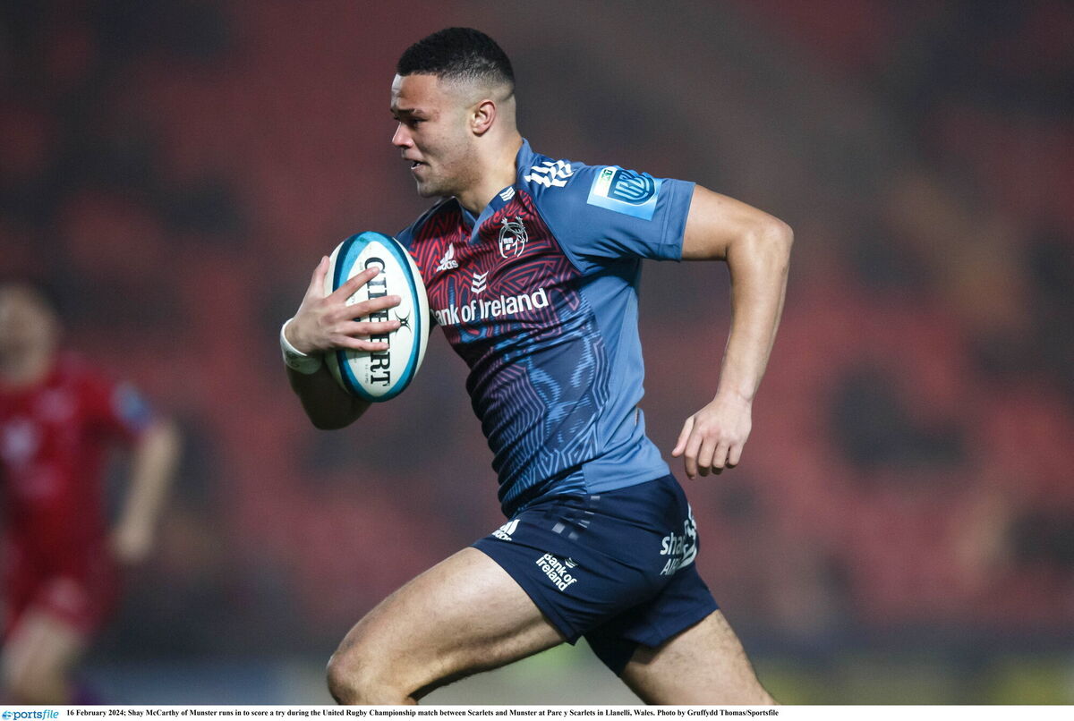 Shay McCarthy of Munster runs in to score a try. Picture: Gruffydd Thomas/Sportsfile