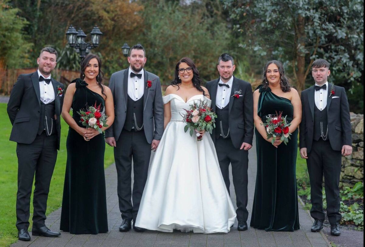 Cáit O Donovan and Podge (Padraig) Kelleher with their bridal party at their wedding reception venue, Fernhill House Hotel. Picture: Davitt Vaughan Cáit O Donovan and Podge (Padraig) Kelleher with their bridal party at their wedding reception venue, Fernhill House Hotel. Picture: Davitt Vaughan