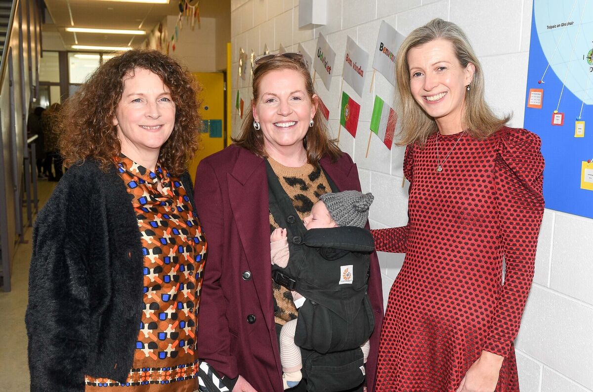  Maire Ni Loingsigh, Anna Ni Chread and her daughter Tessa and Niamh Dan Ni Shuilleabhain, attending the 30th anniversary celebrations of Gaelscoil an Ghoirt Alainn in Montenotte.Picture: David Keane.