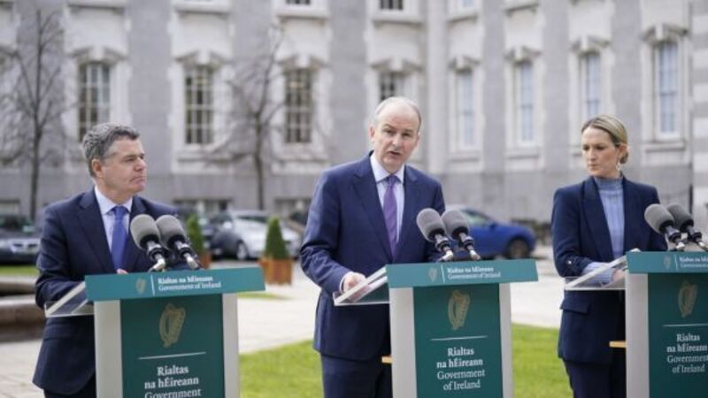 Mandatory retirement age for gardaí, Defence Forces and prison officers raised to 62 Mandatory retirement age for gardaí, Defence Forces and prison officers raised to 62