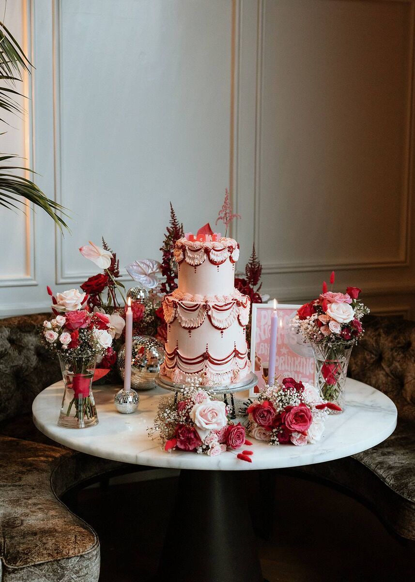 The gorgeous cake. The gorgeous cake.