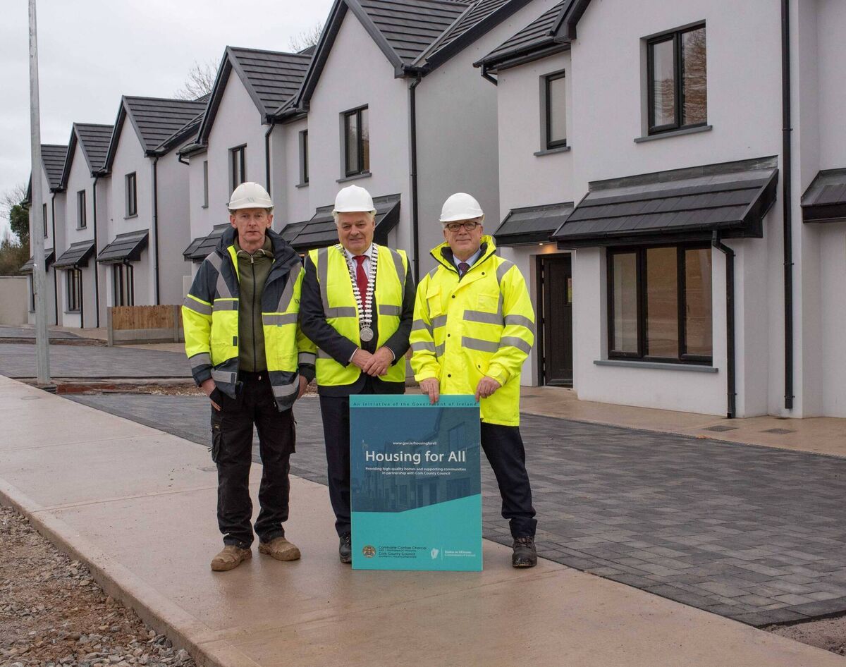 Cork County Council has announced a new Affordable Housing Purchase Scheme in Fermoy. Pictured is the Mayor of the County of Cork Cllr. Frank O'Flynn, with Declan Magner, Project Manager Vella Homes and Maurice Manning, Director of Services Housing, Cork County Council. Photo by Sean Jefferies Photography.