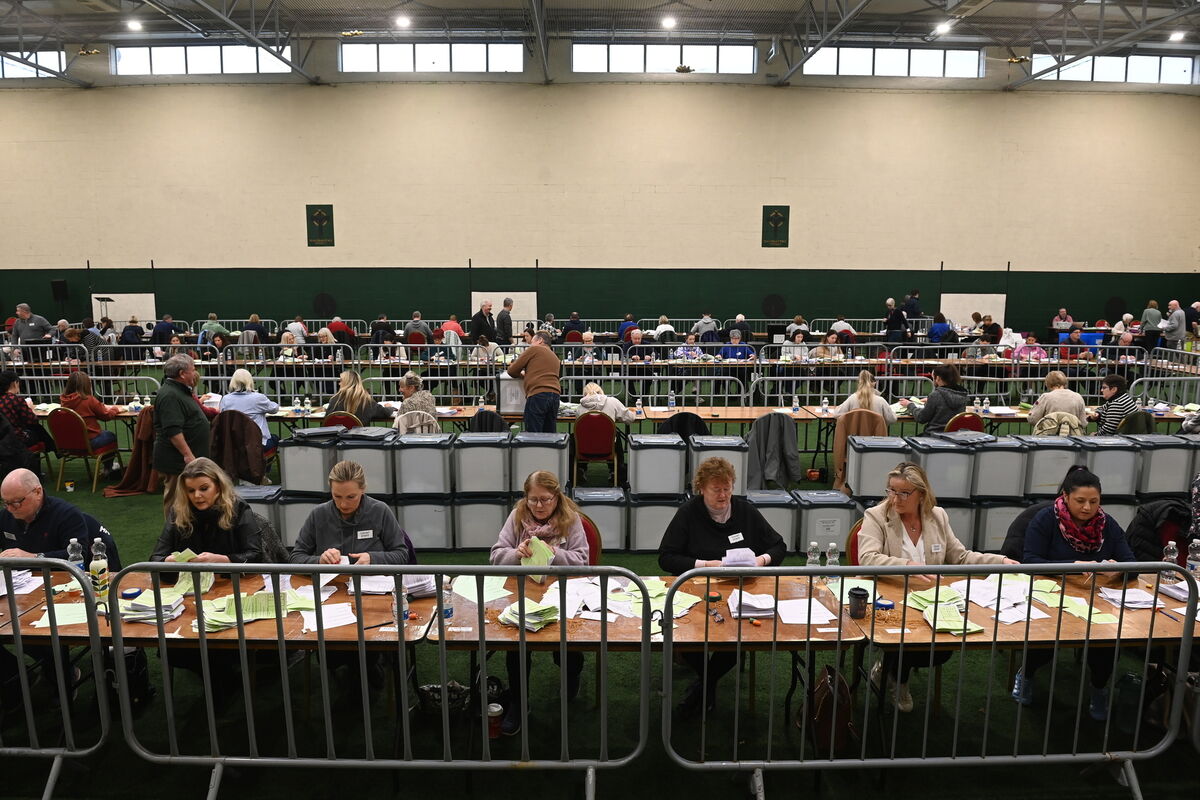 The referendum count at Nemo Rangers, Cork on Saturday.  Pic: Larry Cummins