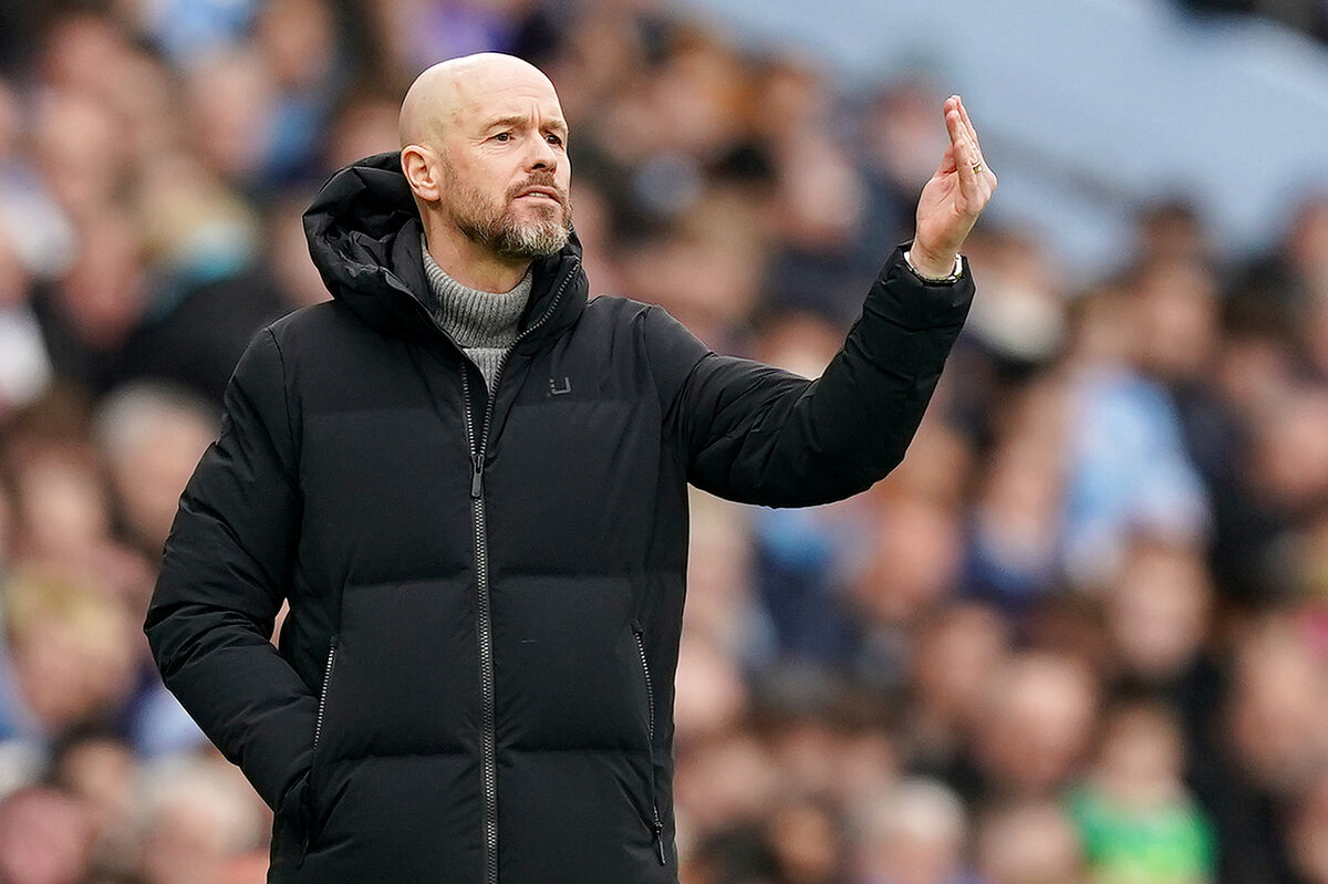 Manchester United manager Erik ten Hag gestures on the touchline during the Premier League match at the Etihad Stadium, Manchester. 