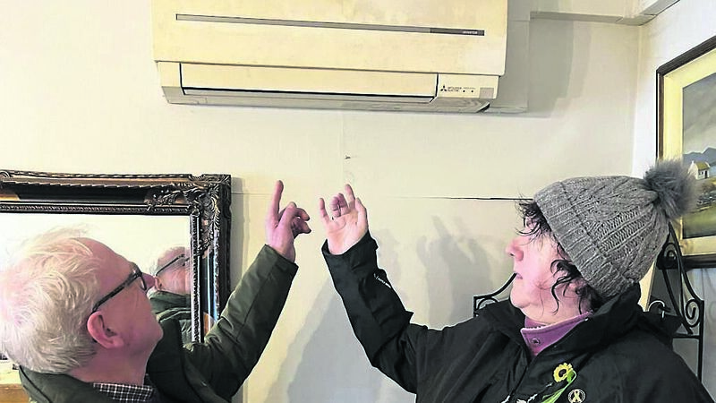 Heating system in Mayfield flats is ‘completely useless’, councillor claims Heating system in Mayfield flats is ‘completely useless’, councillor claims