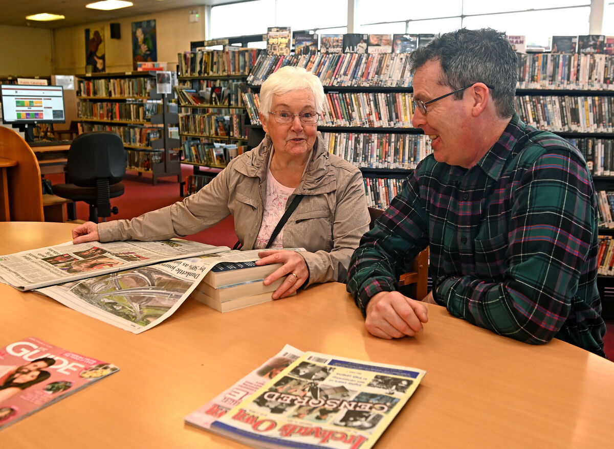 Richard Forrest, chatting with Marie O'Sullivan, Murmont at Mayfield library. Picture; Eddie O'Hare Richard Forrest, chatting with Marie O'Sullivan, Murmont at Mayfield library. Picture; Eddie O'Hare