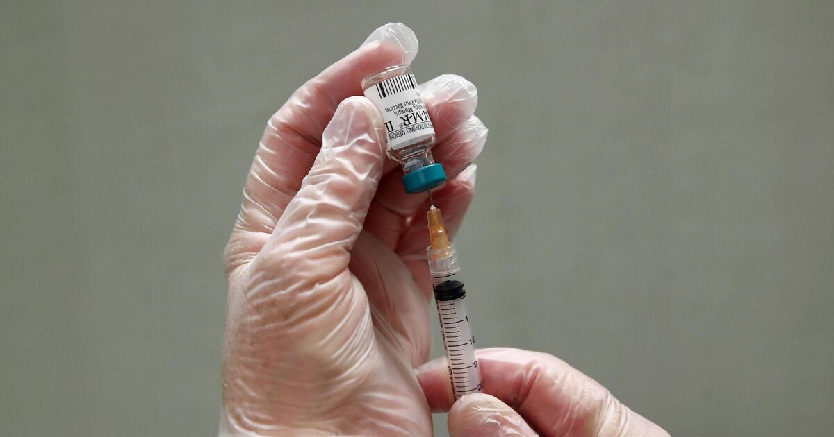 薬剤師は麻疹ワクチンの普及を拡大する可能性があるとコークに本拠を置く労働組合の会長が語る