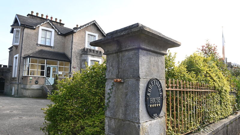 Protesters remove tent after four months outside North Cork accommodation centre Protesters remove tent after four months outside North Cork accommodation centre