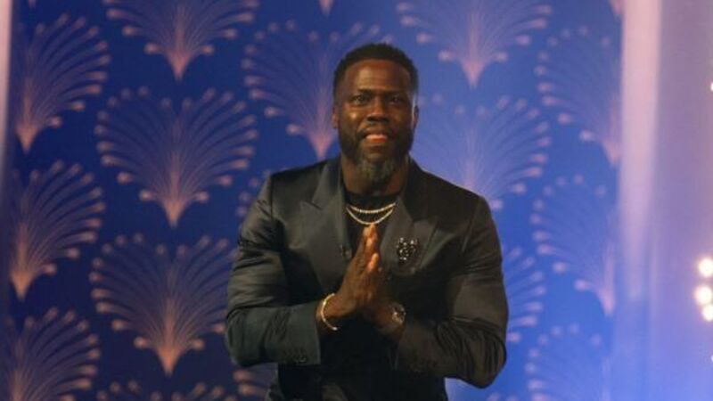 Comedian Kevin Hart honoured with the Mark Twain Prize for American Humour Comedian Kevin Hart honoured with the Mark Twain Prize for American Humour