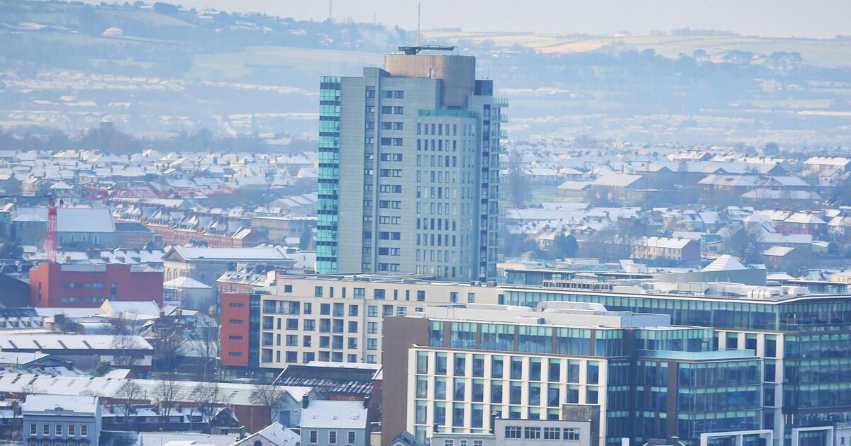 Pictures: Springtime snow falls in Cork today - Vimarsana News