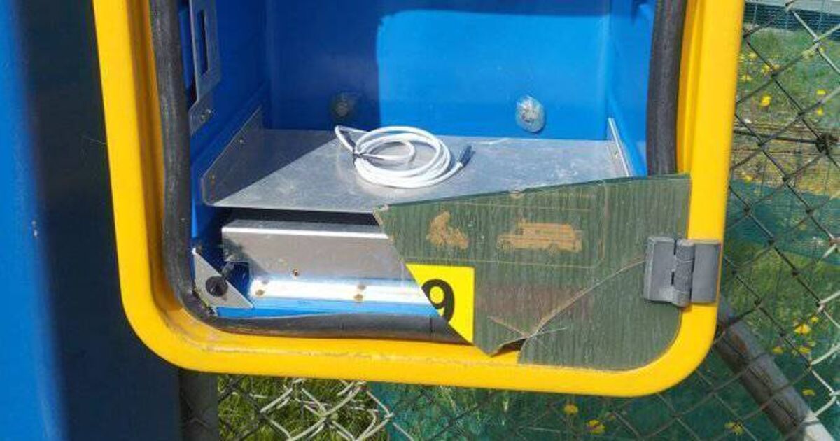 Defibrillator 'torn apart beyond repair' is to be replaced by supplier - Vimarsana News