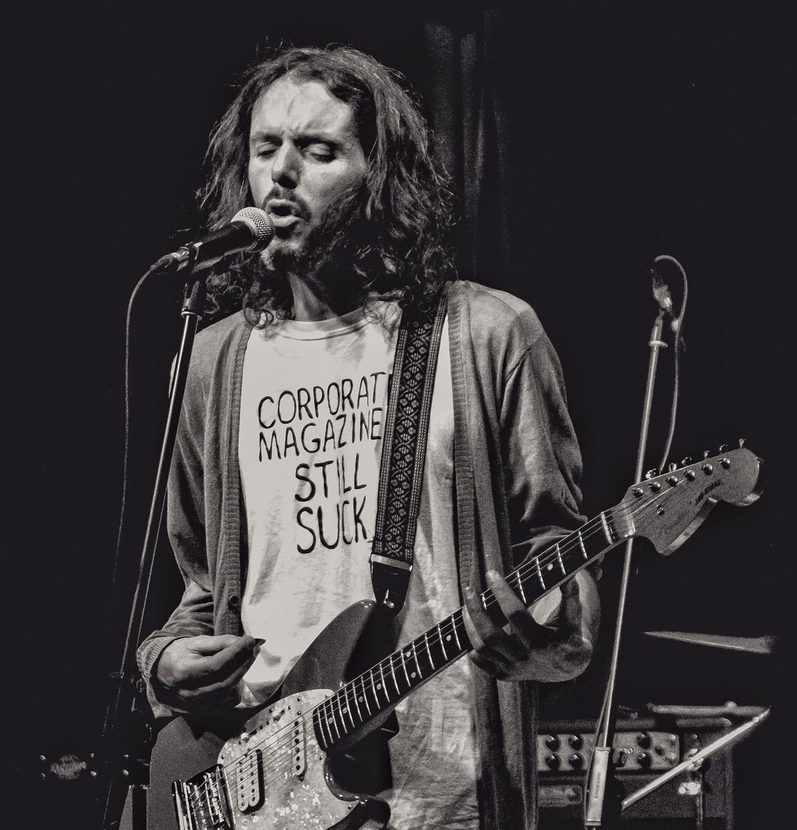 Paradox frontman Pete Mac says he first discovered Nirvana at the age of 10. Paradox frontman Pete Mac says he first discovered Nirvana at the age of 10.