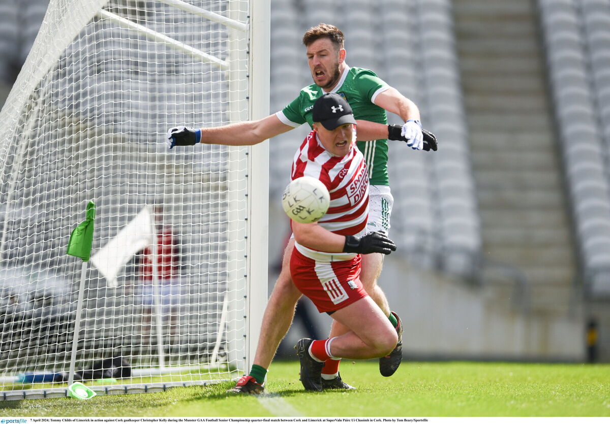 Tommy Childs of Limerick in action against Cork goalkeeper Christopher Kelly during the Munster GAA Football Senior Championship quarter-final match between Cork and Limerick at SuperValu Páirc Ui Chaoimh in Cork. Photo by Tom Beary/Sportsfile