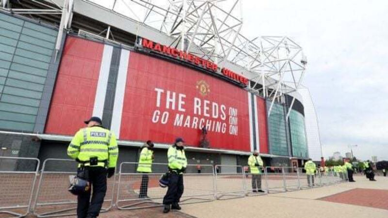 Football fan given banning order after mocking Munich air disaster