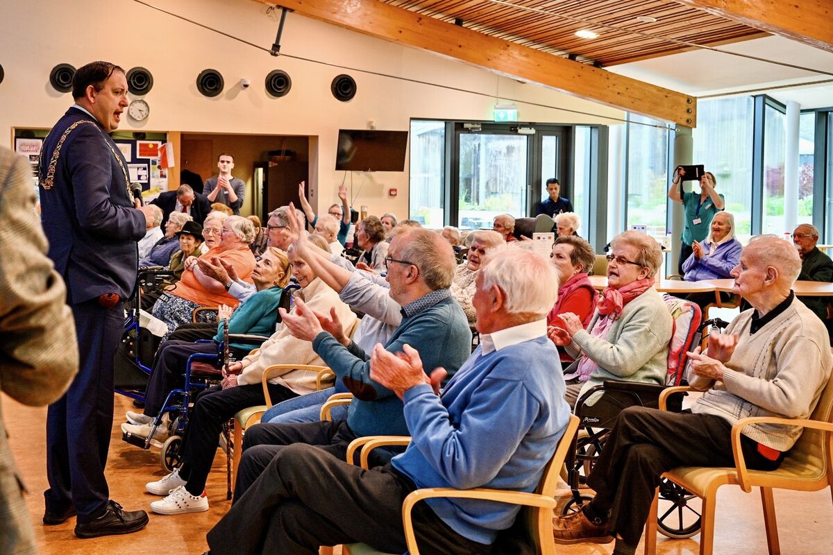 Lord Mayor Cllr Kieran McCarthy entertains his fans at the over 60s group concert. Lord Mayor Cllr Kieran McCarthy entertains his fans at the over 60s group concert.