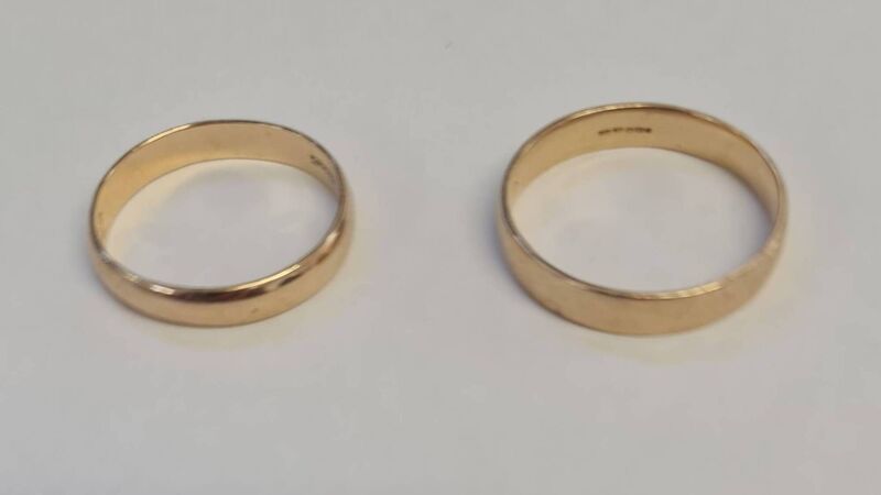 Gardaí seek public’s assistance in locating owners of two wedding rings found in Cork