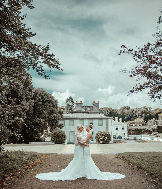 Noelle and Aisling had photographs taken in Fota Gardens, on what was a beautiful August summer’s day - but there was just one small downpour. Noelle and Aisling had photographs taken in Fota Gardens, on what was a beautiful August summer’s day - but there was just one small downpour.