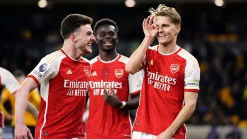 Arsenal return to top of Premier League with win at Wolves Arsenal return to top of Premier League with win at Wolves