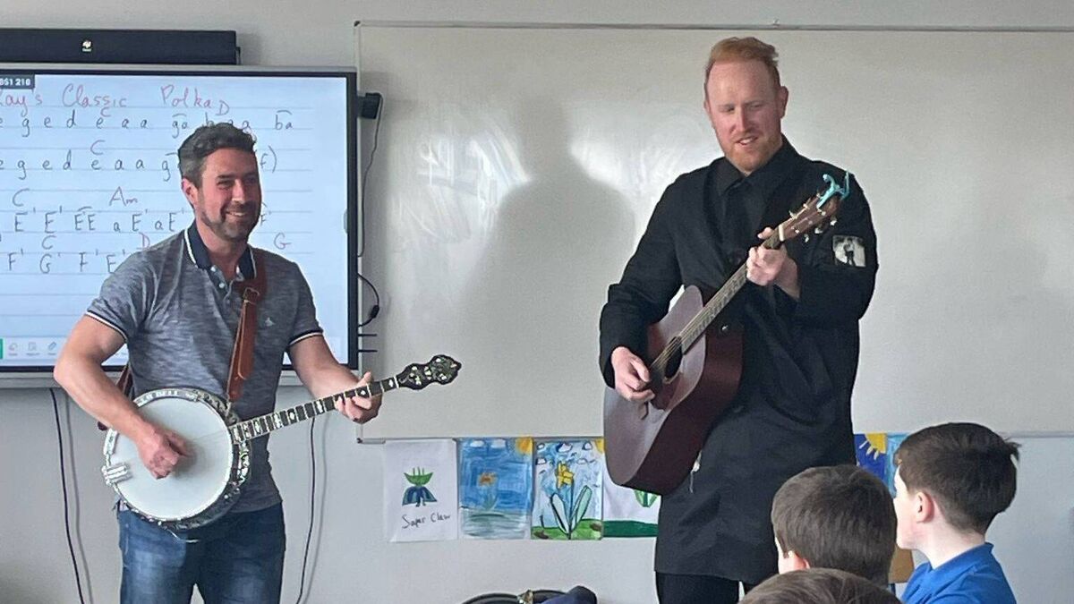 'It was hard to keep it secret from the kids': Gavin James plays surprise concert at Cork school