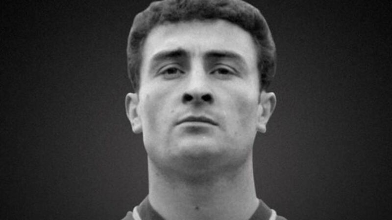 Cork Native and Sunderland legend 'The King' Charlie Hurley passes away Cork Native and Sunderland legend 'The King' Charlie Hurley passes away