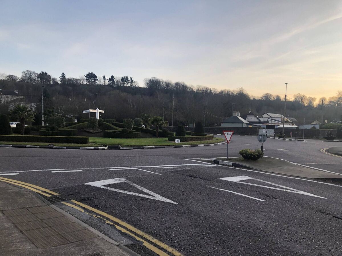 Fingerpost roundabout, Douglas