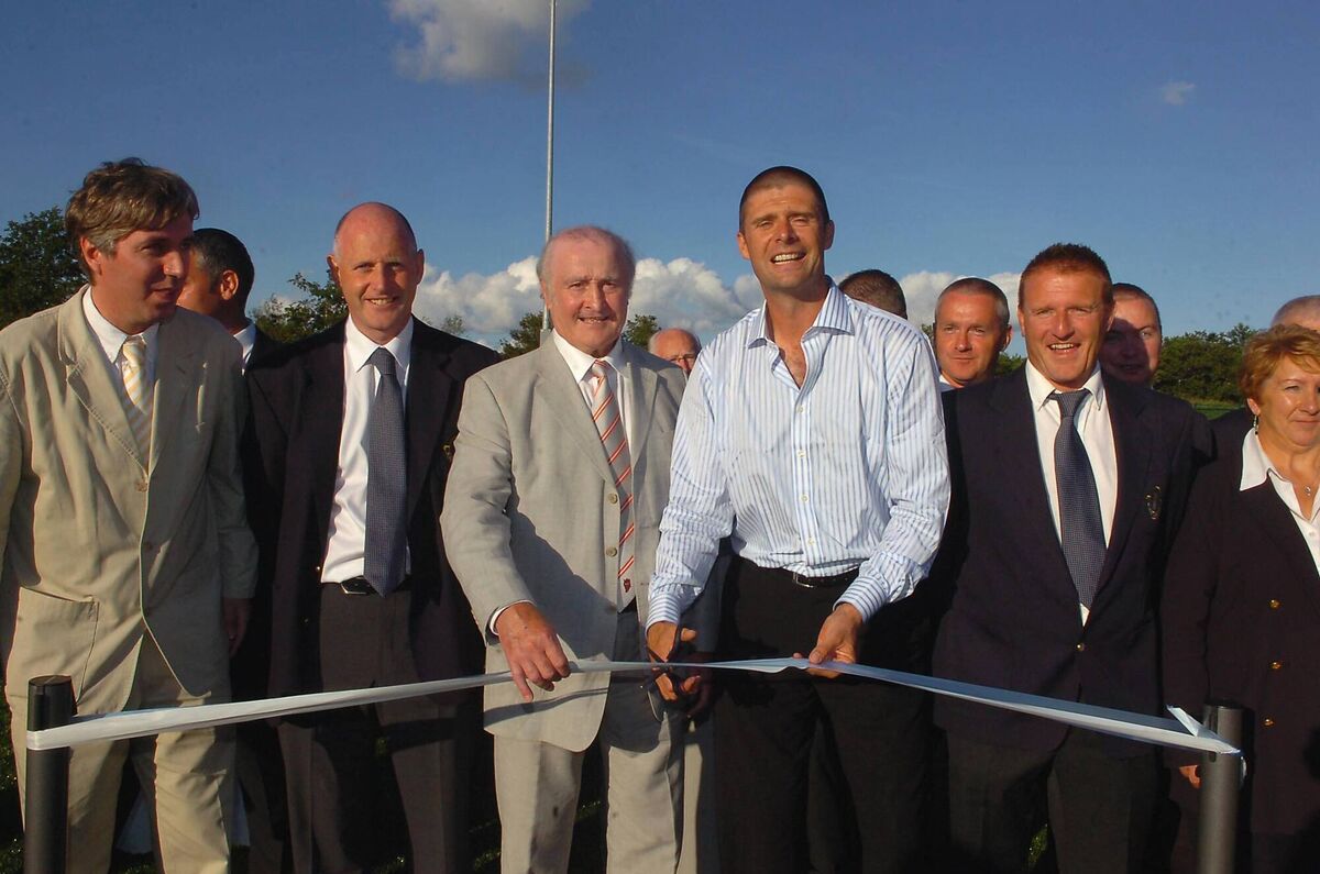 Performing the official opening of the new all-weather pitch at Blarney United's O'Shea Park are (from left) John Delaney, CEO, FAI; Blarney United Chairman Jim McCarthy; former Ireland international Charlie Hurley; Niall Quinn, Chairman, Sunderland AFC and Brian Murray on Sunday 29th July 2007. Performing the official opening of the new all-weather pitch at Blarney United's O'Shea Park are (from left) John Delaney, CEO, FAI; Blarney United Chairman Jim McCarthy; former Ireland international Charlie Hurley; Niall Quinn, Chairman, Sunderland AFC and Brian Murray on Sunday 29th July 2007.