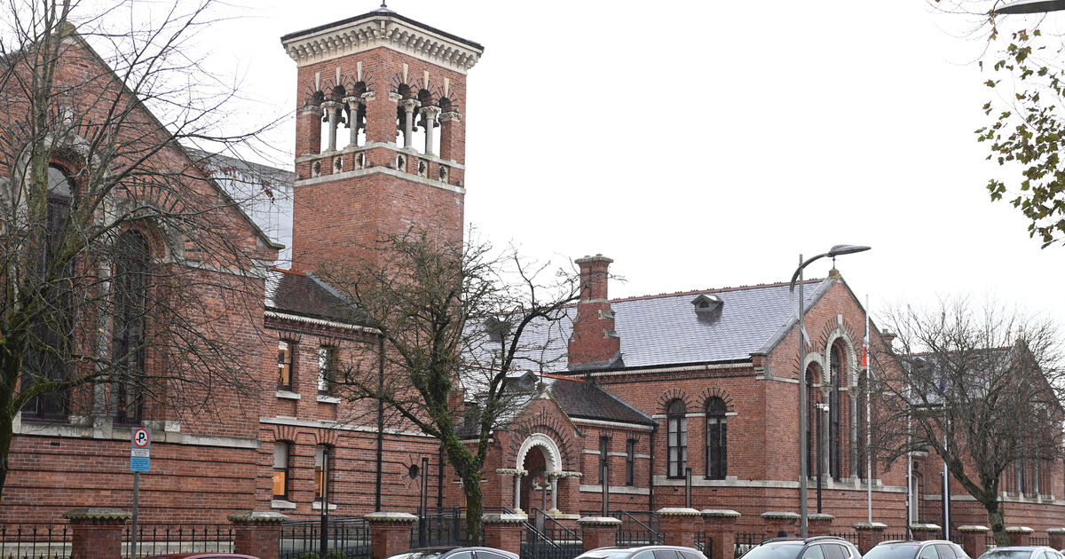 Man jailed for breaking into Cork city flat; co-accused had an axe - Vimarsana News