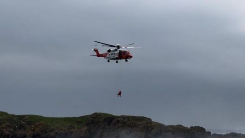 Family rescued off North Dublin coast after boat ends up on the rocks Family rescued off North Dublin coast after boat ends up on the rocks