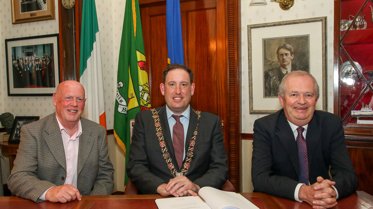 Pictures: Lord Mayor honours ‘Echo’ photographers at City Hall