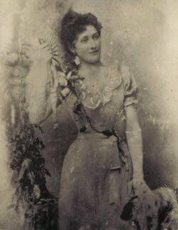 Mollie Monteith, Robert's wife
