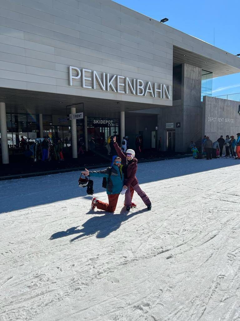Natasha Tynan and Joris Lambrecht on a skiing trip. Natasha Tynan and Joris Lambrecht on a skiing trip.