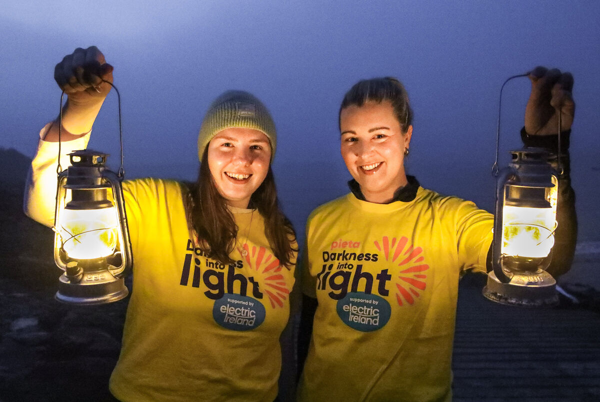 Haley Duggan and Michelle Creedon who took part in the Darkness into Light swim to raise funds for Pieta at Fountainstown. Photo: David Creedon Haley Duggan and Michelle Creedon who took part in the Darkness into Light swim to raise funds for Pieta at Fountainstown. Photo: David Creedon